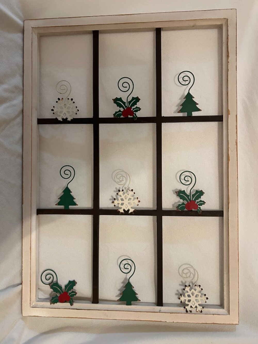 Holiday Wall Hanging - Decor